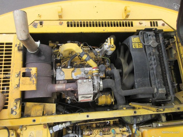 Komatsu PW130-6 Pyöräalustainen Kaivinkone 25