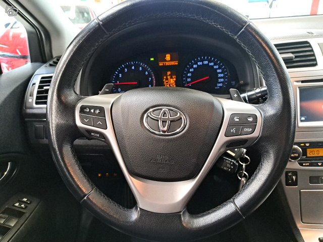 TOYOTA AVENSIS 12