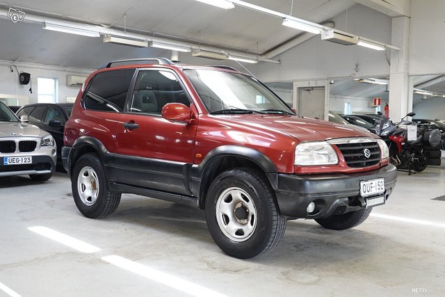 Suzuki Grand Vitara 1