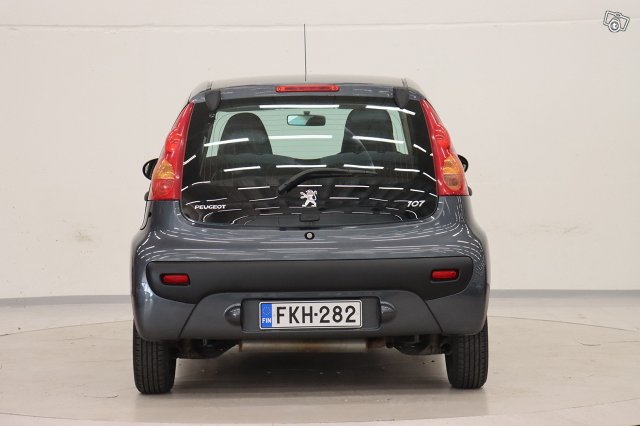 Peugeot 107 6