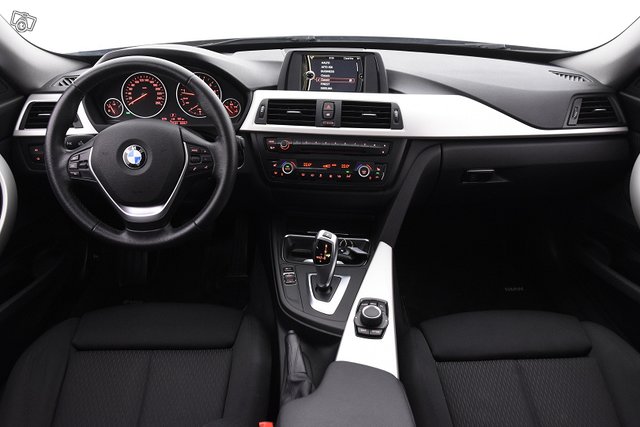 BMW 320 Gran Turismo 18