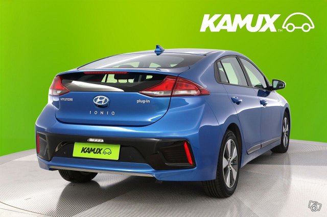 Hyundai Ioniq Plug-In 4