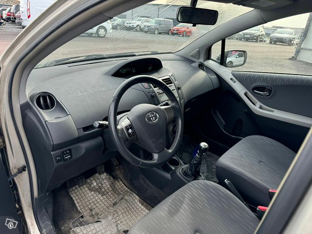 Toyota Yaris 3