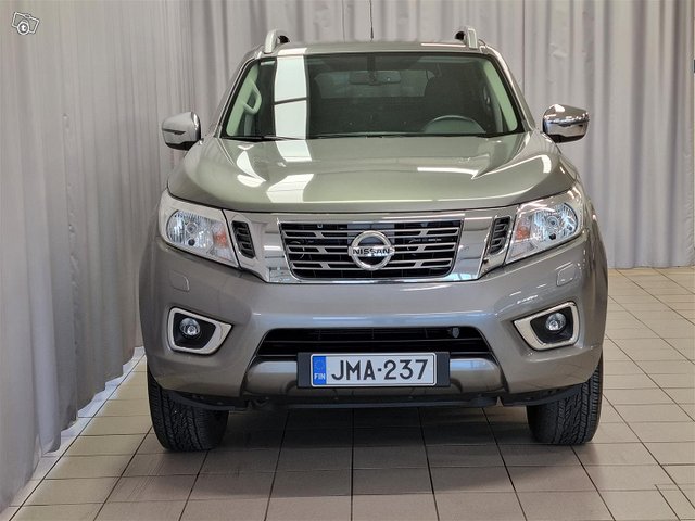 NISSAN Navara 2