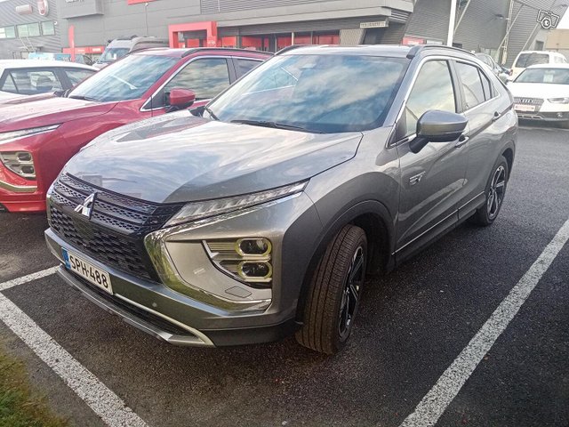 Mitsubishi ECLIPSE CROSS 1