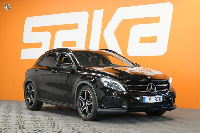 Mercedes-Benz GLA 1