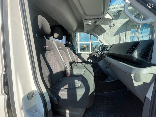 Volkswagen Crafter 8