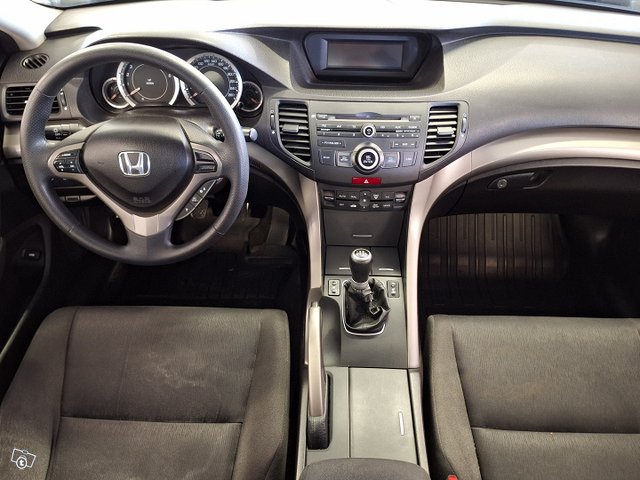 Honda Accord 17