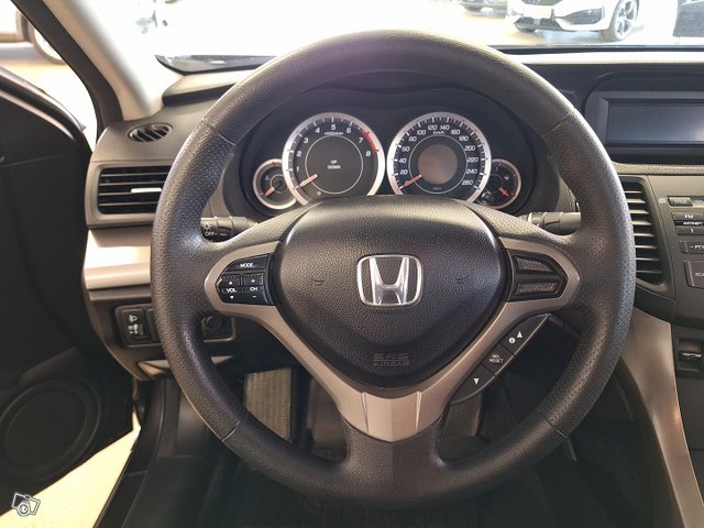 Honda Accord 18