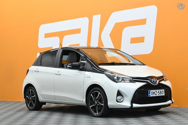 Toyota Yaris 1