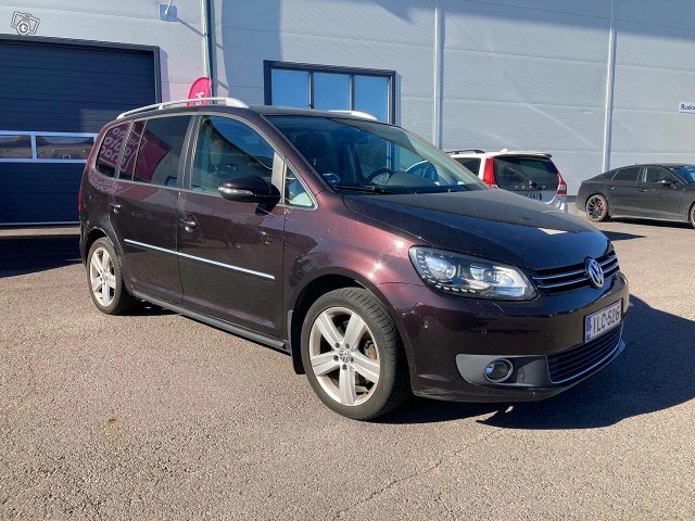 Volkswagen Touran 4