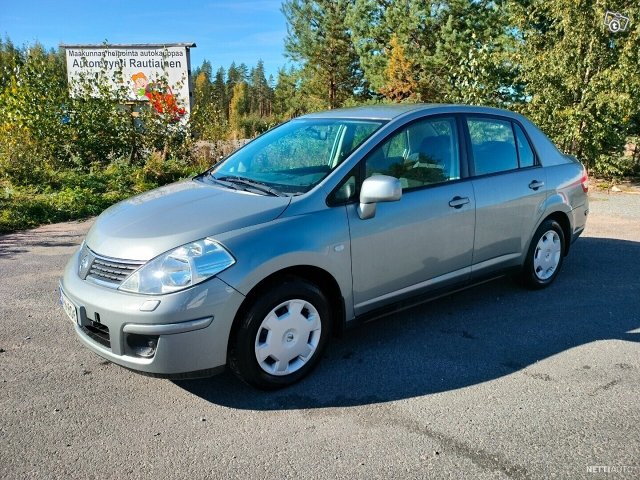 Nissan Tiida