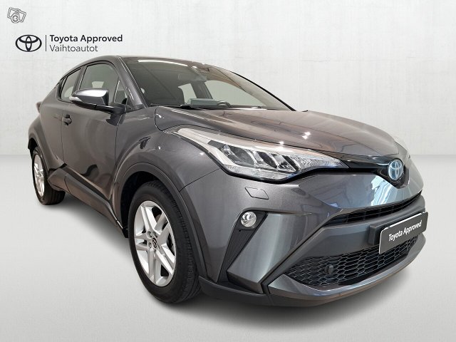 TOYOTA C-HR 6