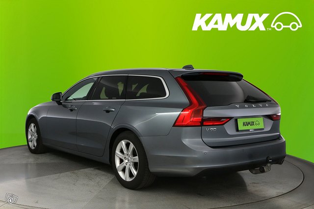 Volvo V90 5