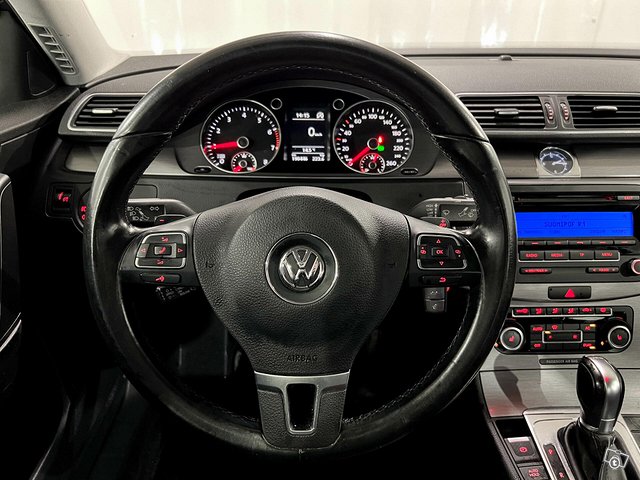 Volkswagen Passat 8