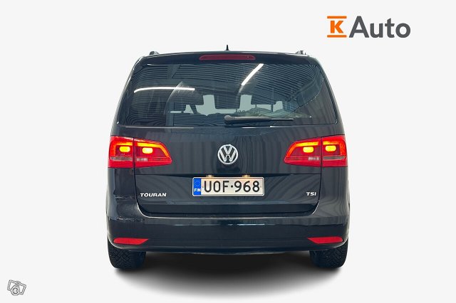 Volkswagen Touran 3