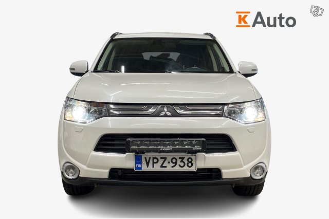 MITSUBISHI Outlander 4