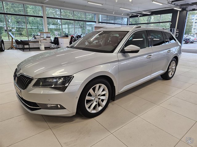 Skoda Superb 1