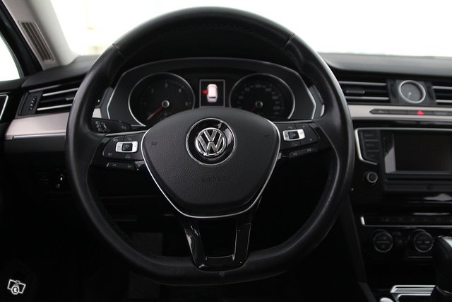 Volkswagen Passat 14