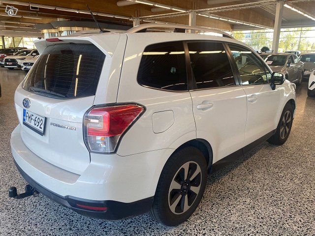 Subaru Forester 8