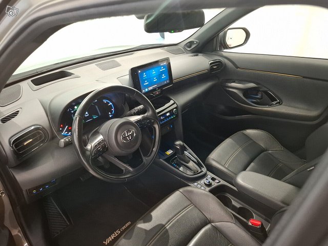 Toyota Yaris Cross 7