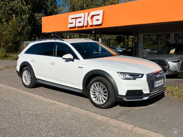 Audi A4 Allroad Quattro 1