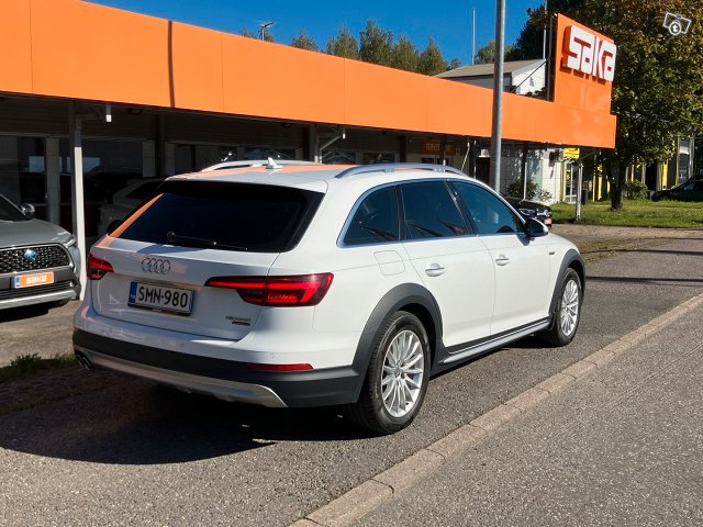 Audi A4 Allroad Quattro 2