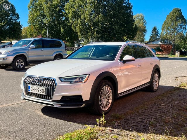 Audi A4 Allroad Quattro 4