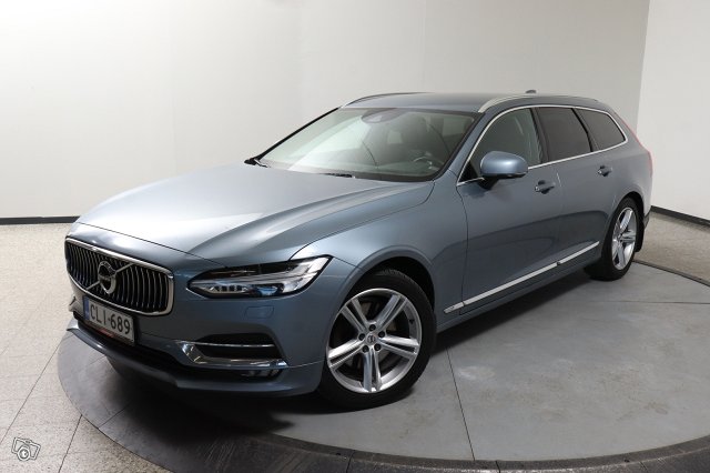 Volvo V90