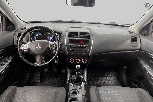 Mitsubishi ASX 14