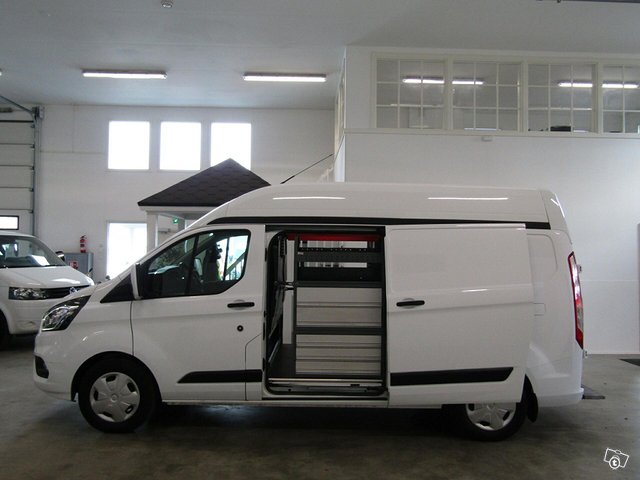 Ford Transit Custom 2