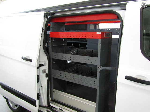 Ford Transit Custom 8