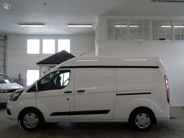 Ford Transit Custom 13