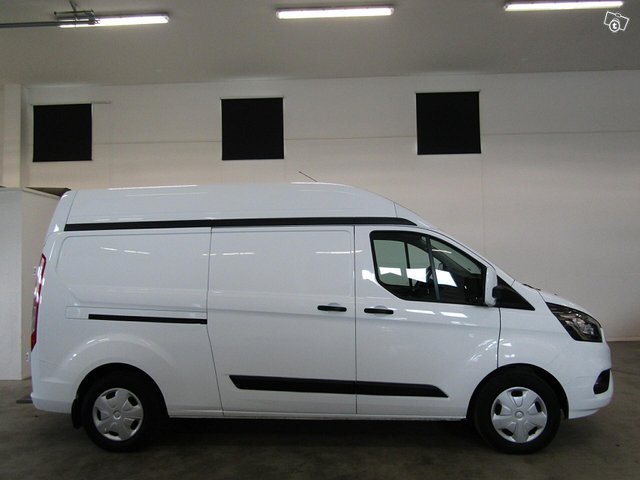 Ford Transit Custom 16