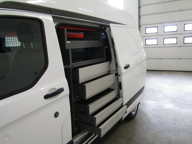 Ford Transit Custom 17