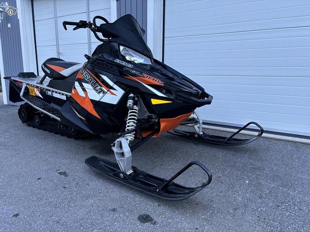 Polaris 800 Switchback 6