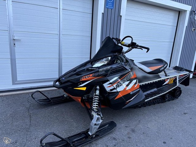 Polaris 800 Switchback 8