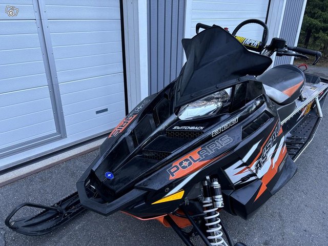 Polaris 800 Switchback 9