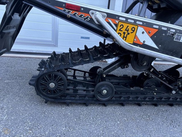 Polaris 800 Switchback 12