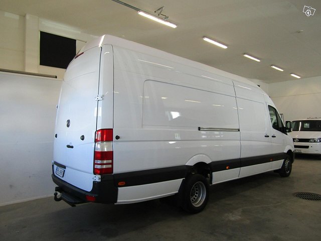 Mercedes-Benz Sprinter 3