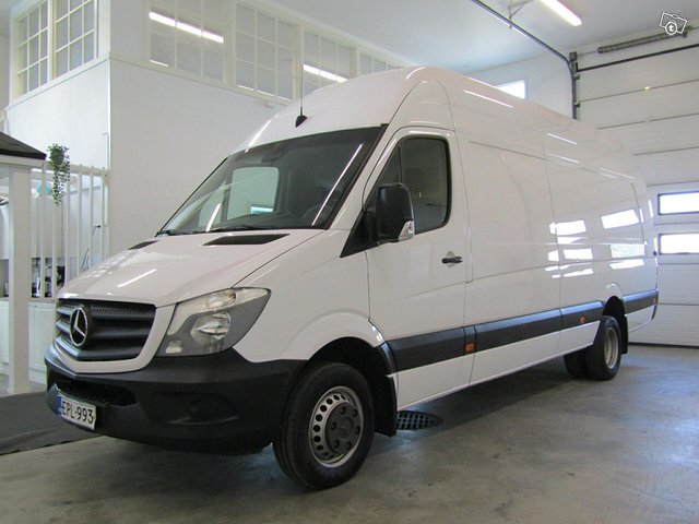 Mercedes-Benz Sprinter 11