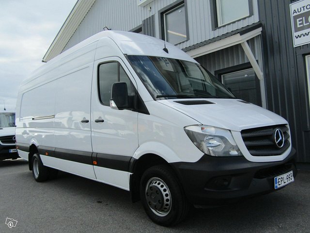 Mercedes-Benz Sprinter 12