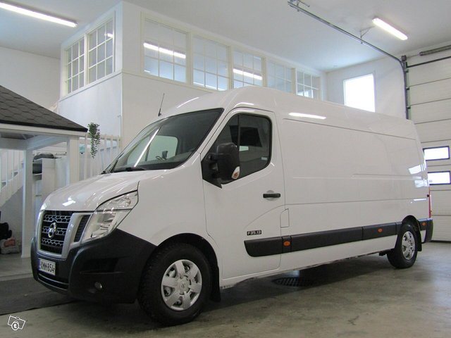 Nissan NV400