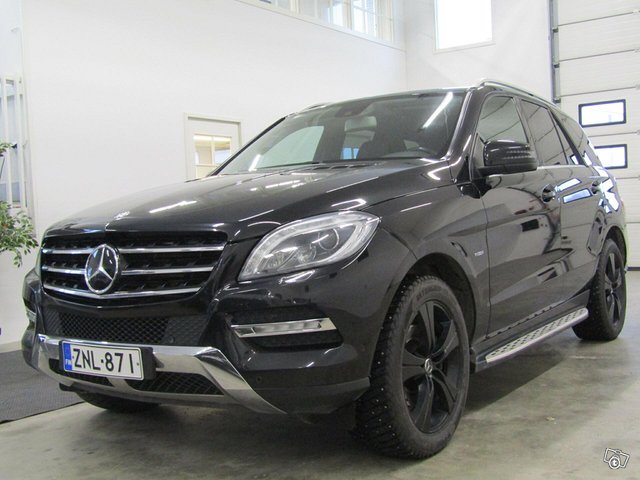 Mercedes-Benz ML, kuva 1