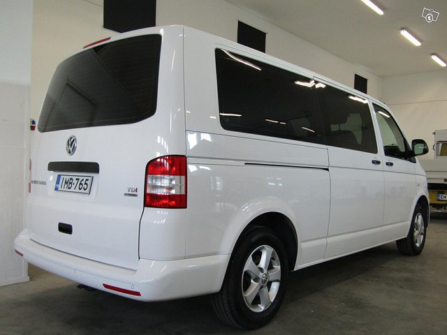 Volkswagen Transporter 22