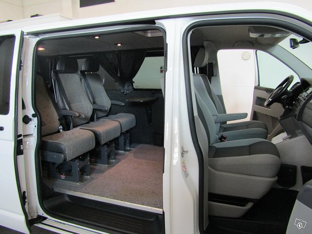 Volkswagen Transporter 24