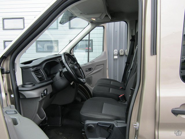 Ford Transit 5