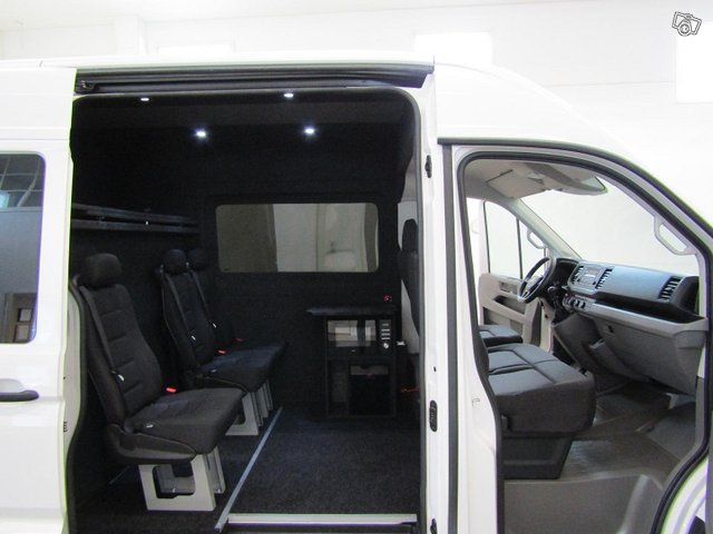 Volkswagen Crafter 8