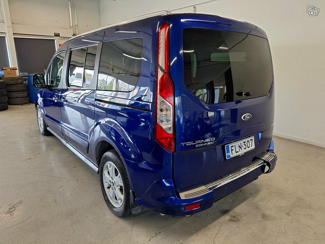 Ford Tourneo Connect 5