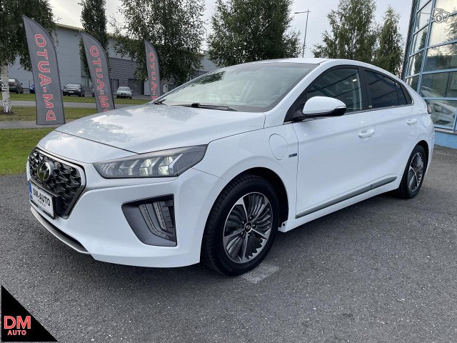 Hyundai Ioniq Plug-In 3